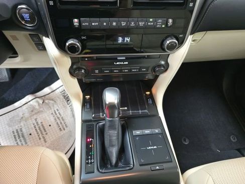 Used 2023 Lexus GX 460 Premium w/ Premium Package AWD/4WD image 21