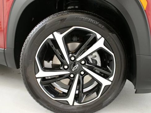 Used 2023 Chevrolet TrailBlazer RS AWD/4WD image 35