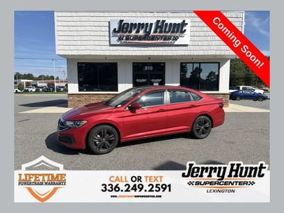 Used 2024 Volkswagen Jetta SE w/ Panoramic Sunroof Package