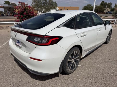 Used 2023 Honda Civic LX image 6