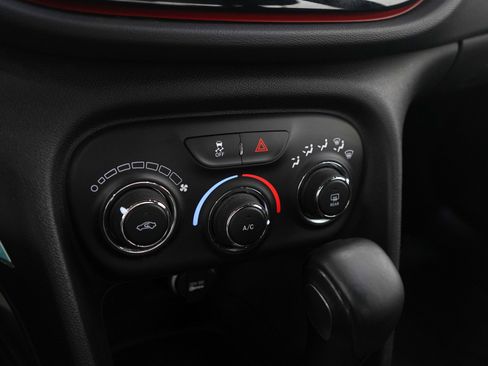 Used 2014 Dodge Dart SXT w/ Rallye Appearance Group image 20