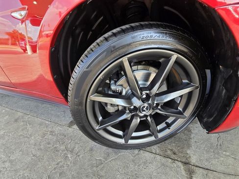 Used 2016 MAZDA MX-5 Miata Club RWD image 24