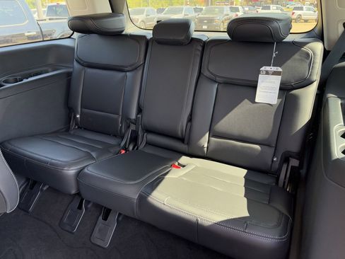 New 2025 Ford Expedition Platinum w/ Driver's Package image 61