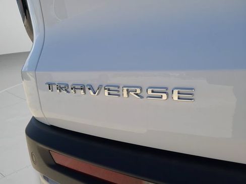 New 2026 Chevrolet Traverse LT FWD image 5