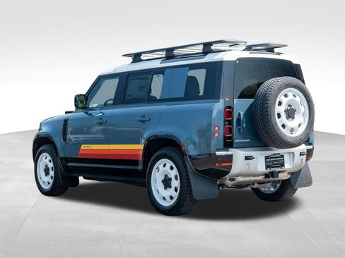 New 2025 Land Rover Defender 110 S image 6