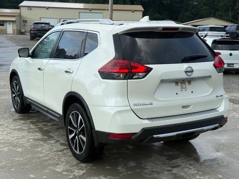 Used 2018 Nissan Rogue SL w/ Premium Package AWD/4WD image 5