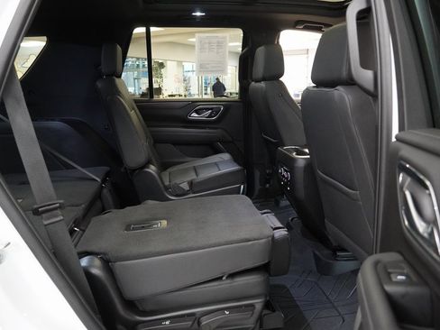 Used 2023 Chevrolet Tahoe Z71 w/ Luxury Package image 36