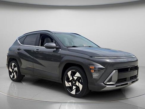 Used 2024 Hyundai Kona Limited FWD image 8