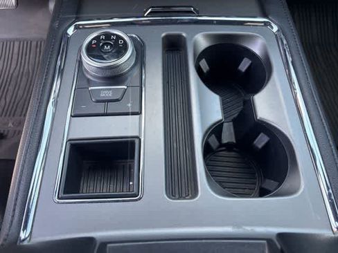 Used 2021 Ford Expedition XLT RWD image 17