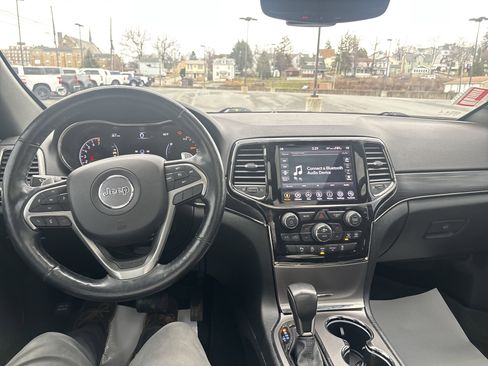 Used 2020 Jeep Grand Cherokee Limited X image 14