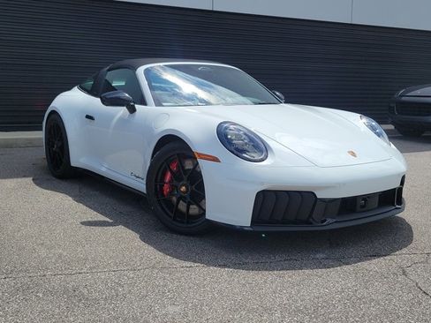 Used 2026 Porsche 911 Targa 4 GTS AWD/4WD image 3