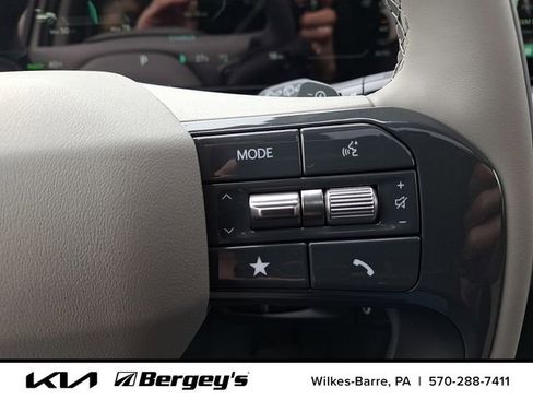 New 2026 Kia EV9 Wind image 19