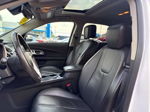 Used 2016 Chevrolet Equinox LTZ w/ Enhanced Convenience Package AWD/4WD image 17