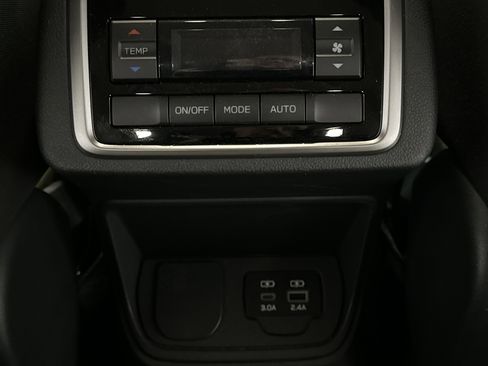 Certified 2025 Subaru Ascent Premium image 23