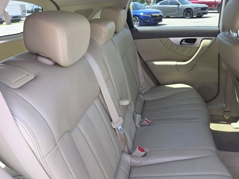 Used 2017 INFINITI QX70 2WD w/ Premium Package image 36