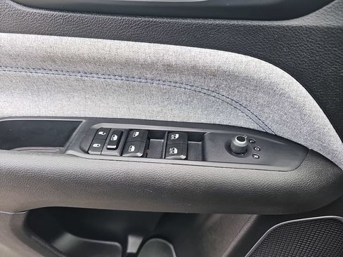 Used 2024 Jeep Compass Latitude AWD/4WD image 31