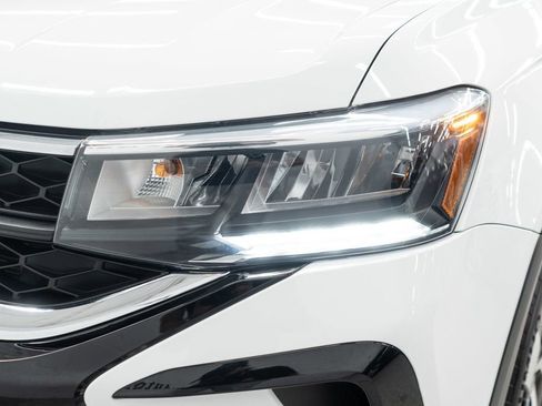 Used 2024 Volkswagen Taos S w/ Taos Adventure Package image 38