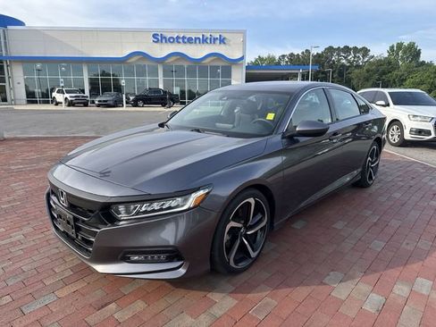 Used 2019 Honda Accord Sport image 1