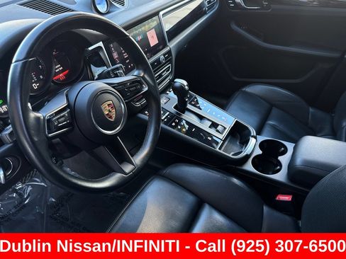 Used 2024 Porsche Macan Turbo AWD/4WD image 10