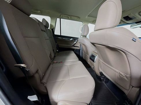 Used 2023 Lexus GX 460 Premium w/ Premium Package AWD/4WD image 27
