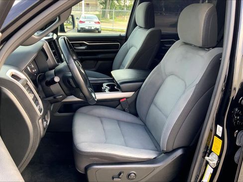 Used 2023 RAM 1500 Big Horn AWD/4WD image 8