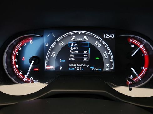 Used 2022 Toyota RAV4 Limited FWD image 15