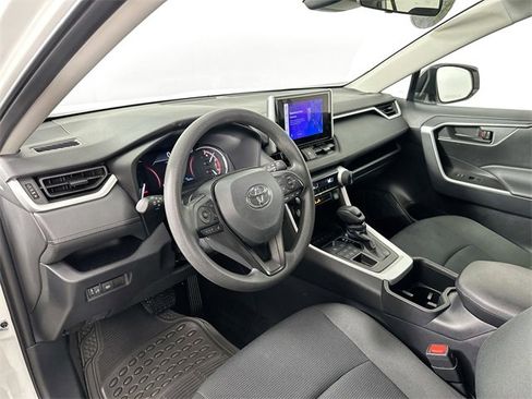 Used 2025 Toyota RAV4 LE image 10