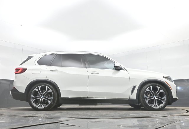Used 2022 BMW X5 sDrive40i w/ Premium Package RWD image 52