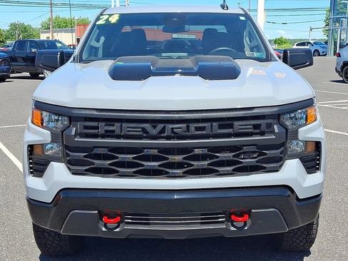 Certified 2024 Chevrolet Silverado 1500 Custom Trail Boss w/ LPO, Dark Essentials Package AWD/4WD image 2