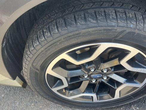 Used 2017 Subaru Crosstrek 2.0i Limited AWD/4WD image 24
