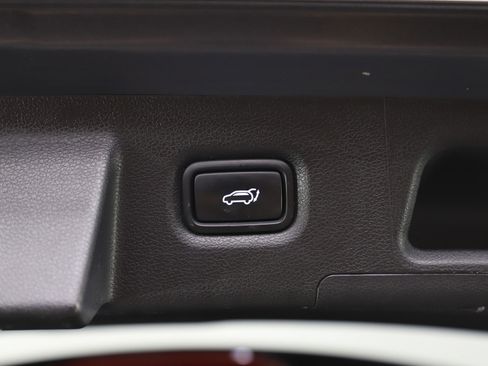 Used 2019 Hyundai Santa Fe SEL image 17