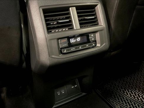 Used 2023 Volkswagen Atlas SEL Premium AWD/4WD image 10
