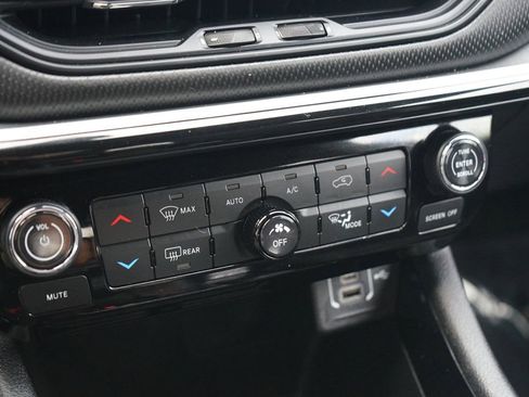 Used 2023 Jeep Compass Trailhawk AWD/4WD image 19