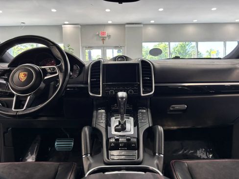 Used 2016 Porsche Cayenne GTS image 26