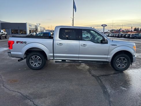Used 2017 Ford F150 XLT w/ Equipment Group 302A Luxury image 9