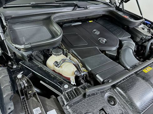 Used 2025 Mercedes-Benz GLE 350 4MATIC image 26