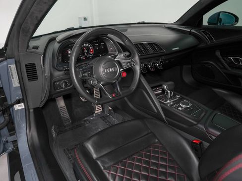 Used 2020 Audi R8 V10 AWD/4WD image 11