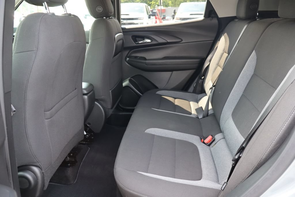 Used 2025 Chevrolet TrailBlazer LT w/ LT Cold Weather Package FWD image 20