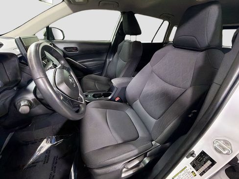 Used 2024 Toyota Corolla Cross LE FWD image 20