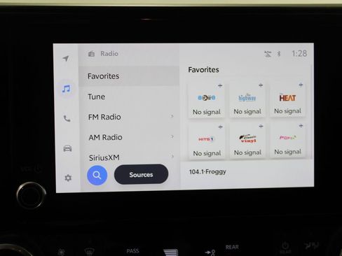 Used 2023 Toyota Highlander LE image 47