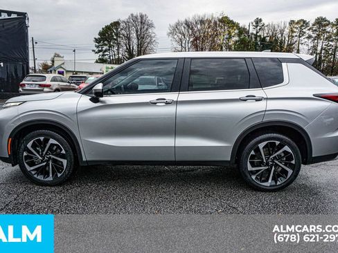 Used 2024 Mitsubishi Outlander SE image 6