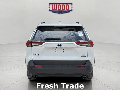 Used 2021 Toyota RAV4 LE AWD/4WD image 5