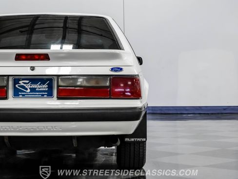 Used 1990 Ford Mustang LX image 24