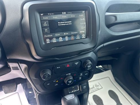 Used 2019 Jeep Renegade Latitude image 26