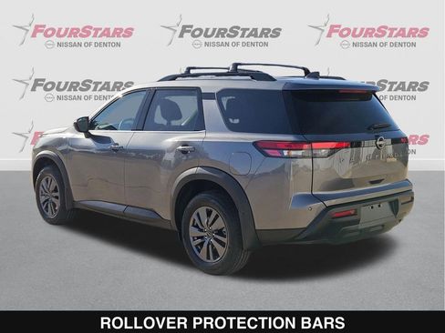 New 2026 Nissan Pathfinder SV image 7