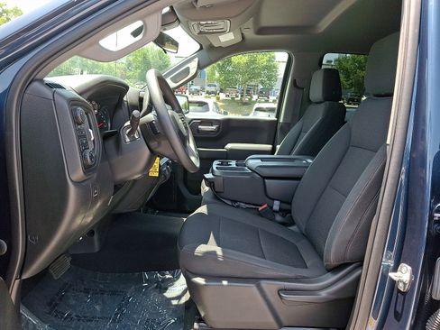 Used 2021 Chevrolet Silverado 1500 Custom w/ Safety Confidence Package AWD/4WD image 13