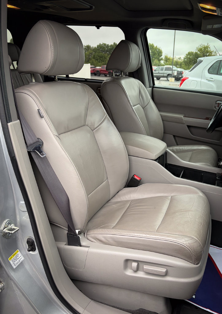 Used 2011 Honda Pilot Touring image 32