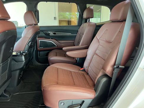 Used 2023 Kia Telluride SX Prestige AWD/4WD image 32