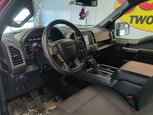 Used 2016 Ford F150 XLT w/ Equipment Group 302A Luxury image 8
