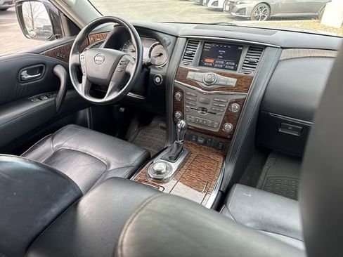 Used 2020 Nissan Armada SL image 21